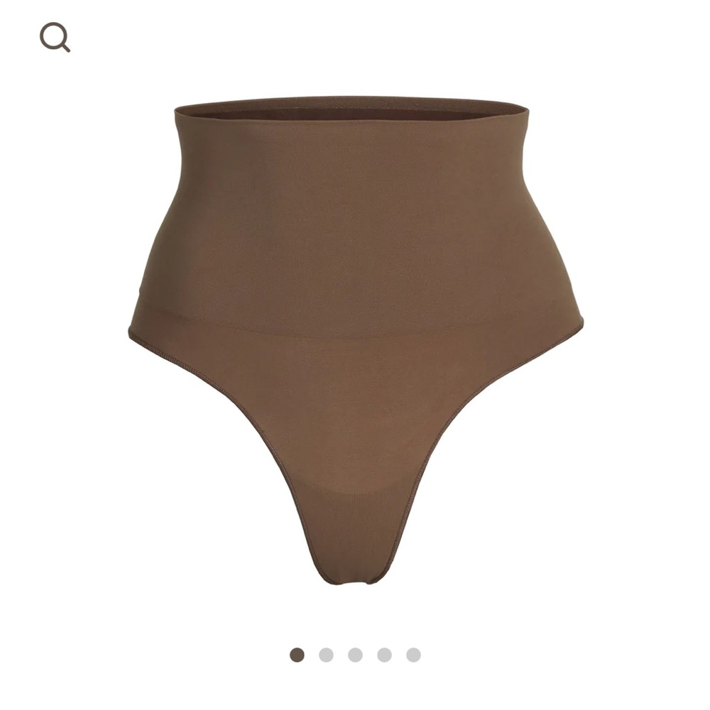 Skims core control thong in oxide